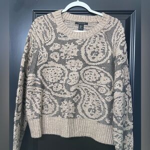 Tahari Beige and Gray Patterned Sweater